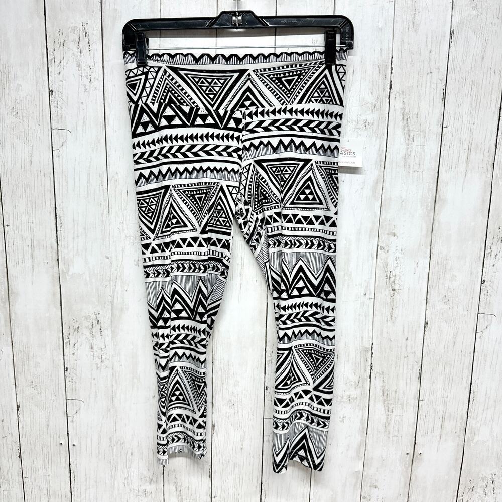 Sexy Basics‎ 24/7 Anywear Pants Women Small Aztec Print Leggings Black White NWT